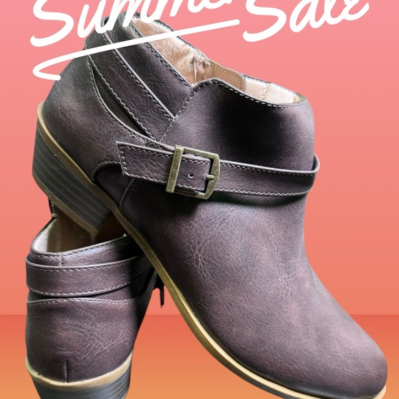 Life Stride Dark Brown Ankle Booties - Picture 1 of 4